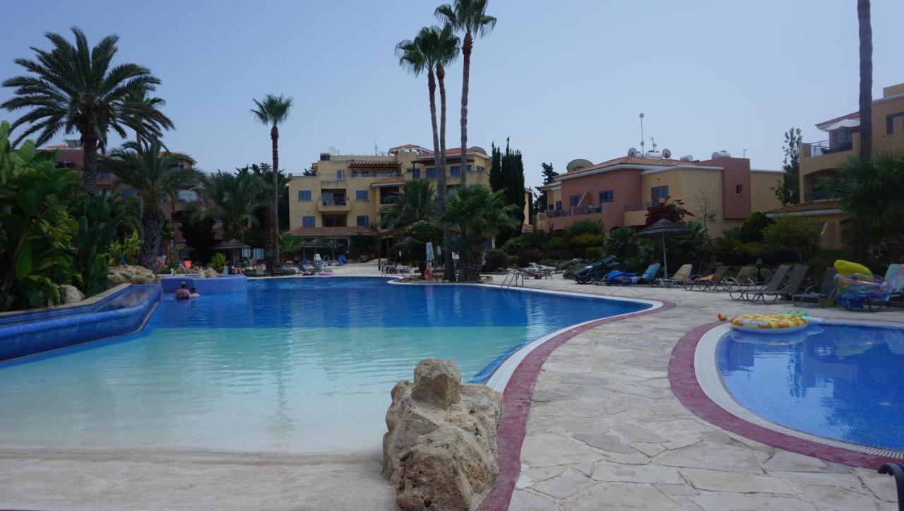 Limnaria Gardens Paphos, Near Beach Esterno foto