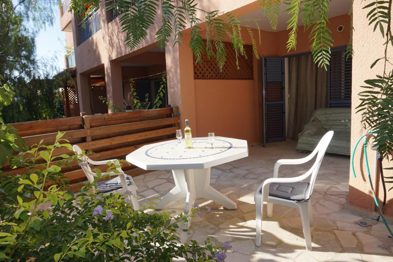 Limnaria Gardens Paphos, Near Beach Esterno foto